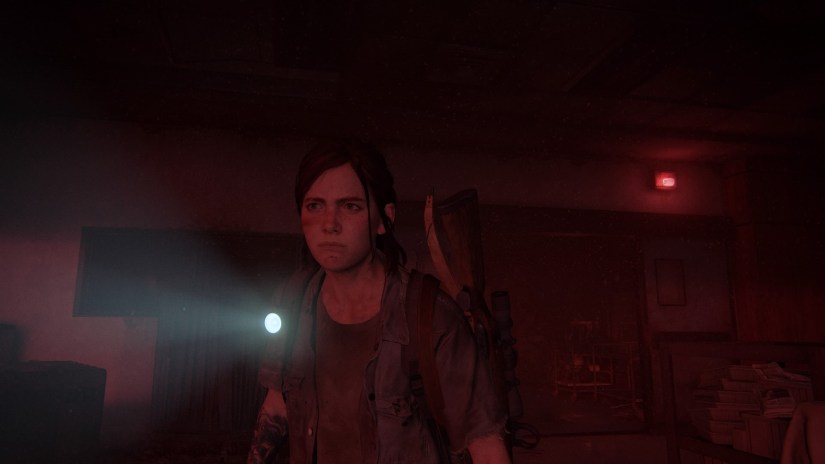 La stessa espressione di Ellie cambia nel corso del gioco, la ragazzina lascia lo spazio a qualcos'altro.