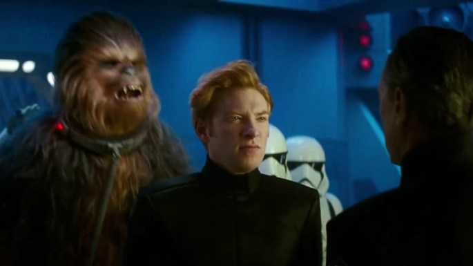 007 gli fa un baffo. Miglior spia di sempre.